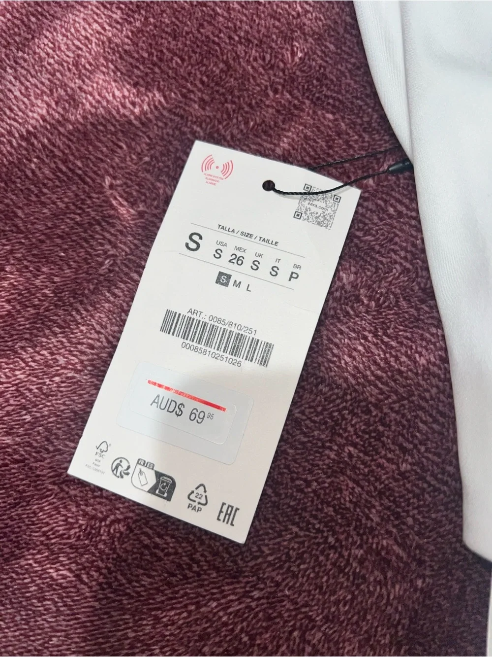 Zara White NWT Size Small European Style Purchased in Australia